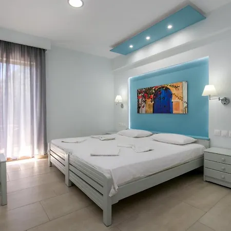 Haus Sofi Отель Пефкари